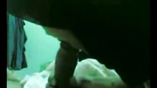 رهيبة سمراء رجل جنسي يحصل الفرج مصقول من الخلف افلام سكس اجنبى مترجمة عربى على سرير واسع
